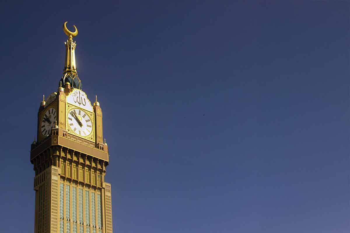 pexels dimasnaufalf 3911869